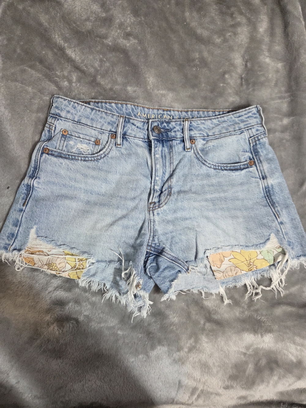 American Eagle Outfitters Light Blue Distressed Denim Shorts with Floral Patch